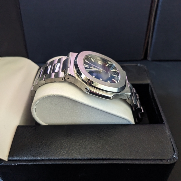 Custom Build "Seikonaut" with Blue Dial - Picture 2 of 4